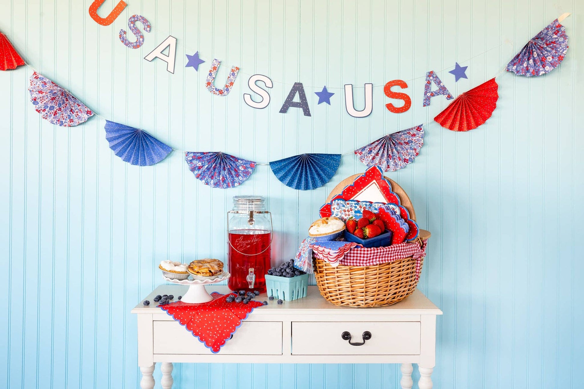 Floral USA Banner-  Party- The Celebration Co.