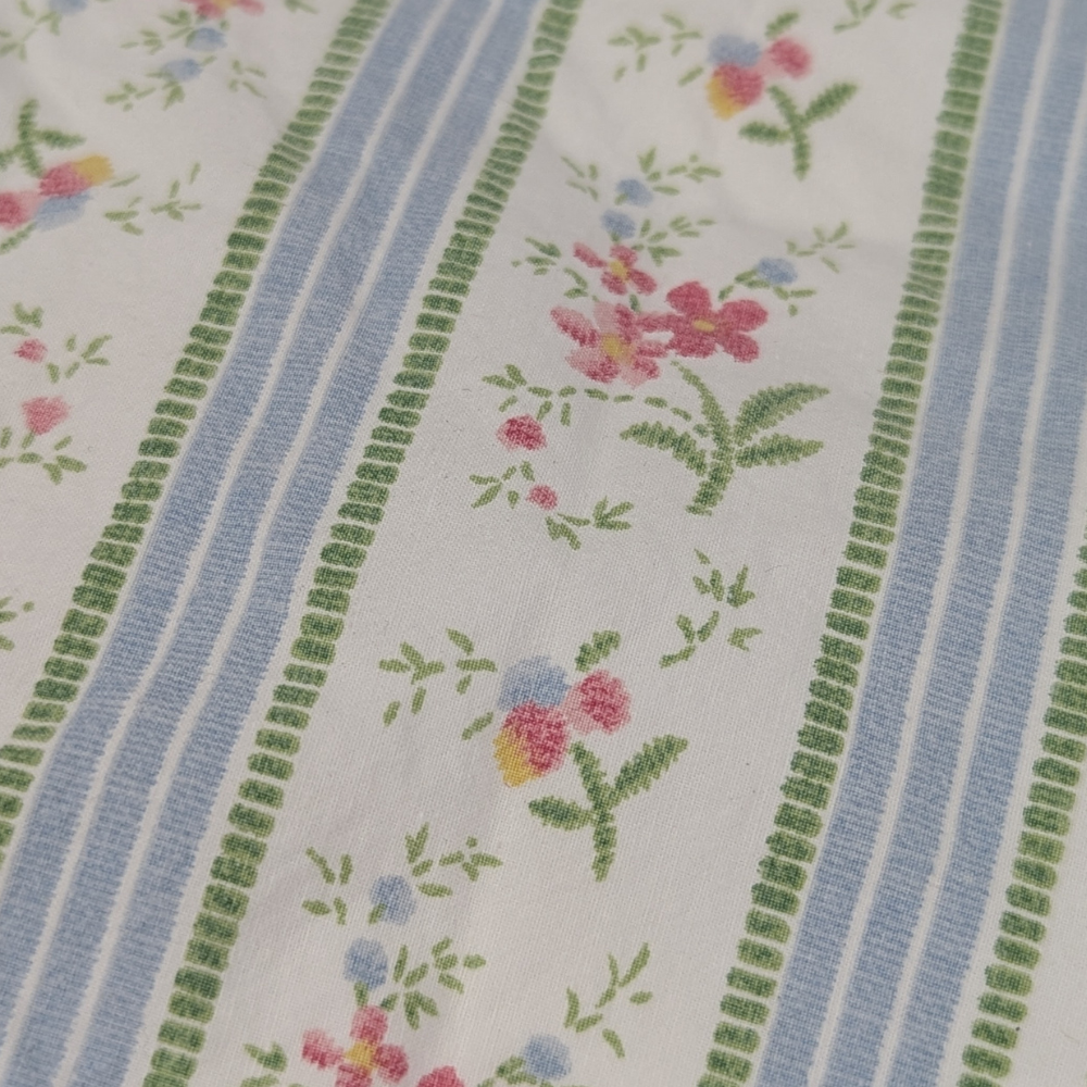 Vintage Fabric Fat Quarters-  Fabric- The Celebration Co.